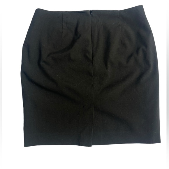 Banana Republic Knee Length Lined Pencil Skirt with Back Split in Black Size 8 - Picture 3 of 6